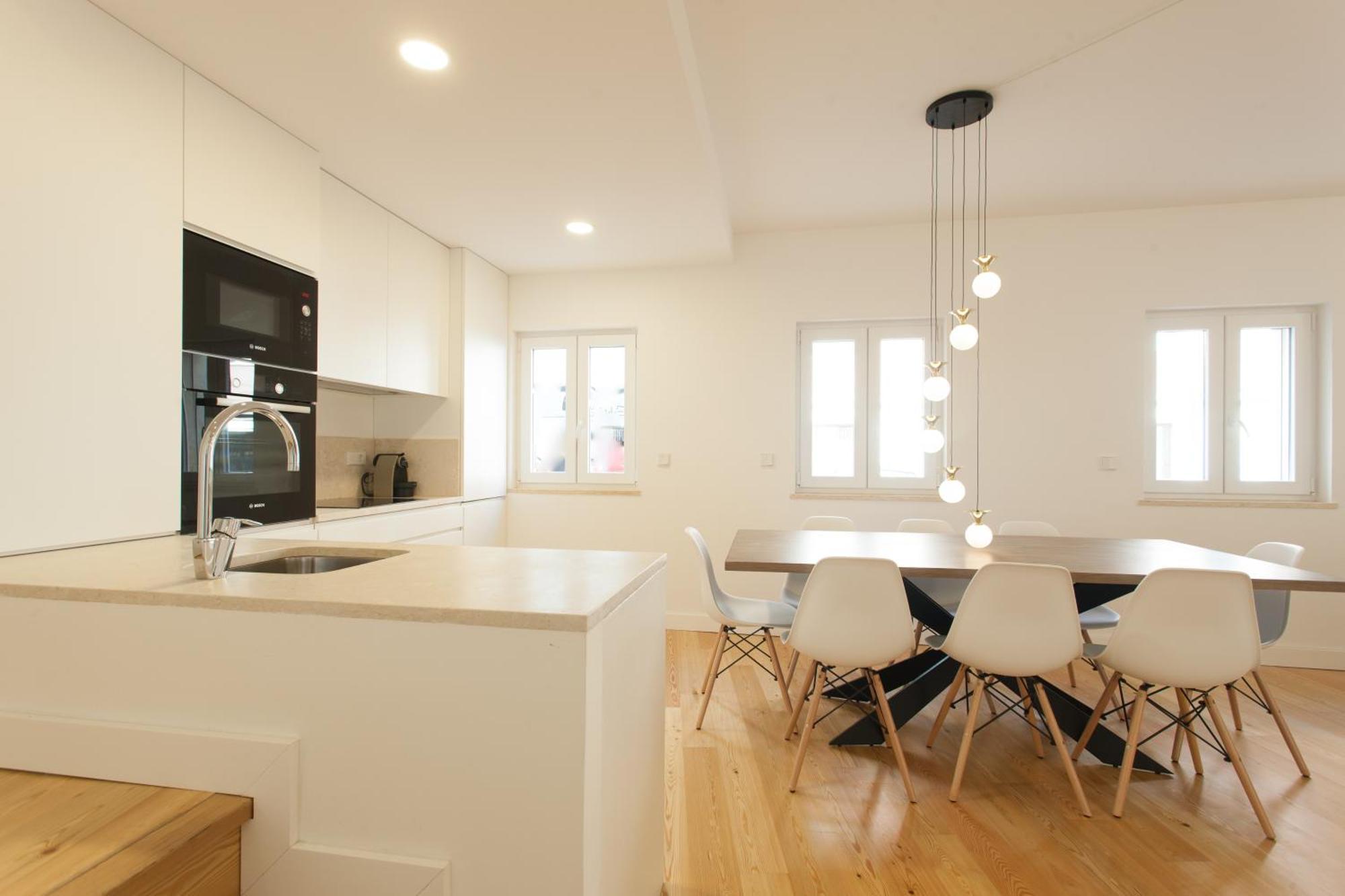 Mouraria Blue Three-Bedroom Apartment W/ Parking - By Lu Holidays Lisboa Екстериор снимка